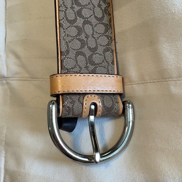 Coach belt - Picture 2 of 7